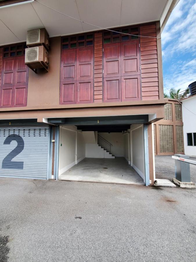 Little Kampung Studio トゥルッ・インタン エクステリア 写真